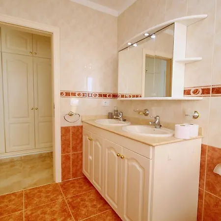 Cozy Townhouse With Ocean Views In *