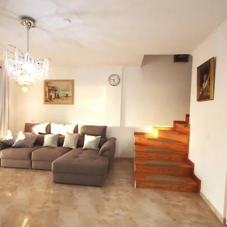 펜션 Cozy Townhouse With Ocean Views In