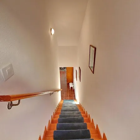 펜션 Cozy Townhouse With Ocean Views In *