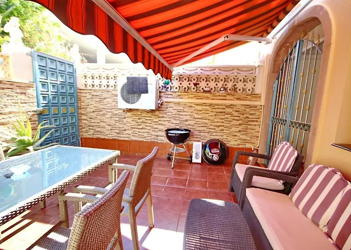 Cozy Townhouse With Ocean Views In