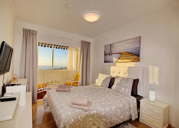 Cozy Townhouse With Ocean Views In *