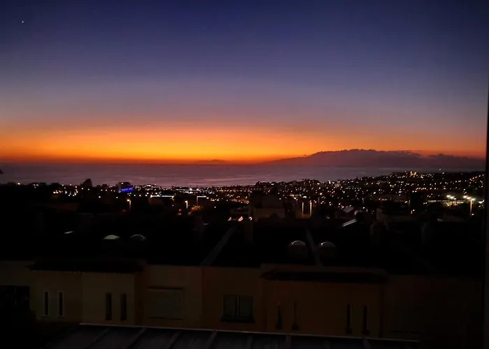 Cozy Townhouse With Ocean Views In